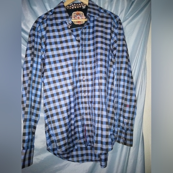 Robert Graham - Picture 2 of 3